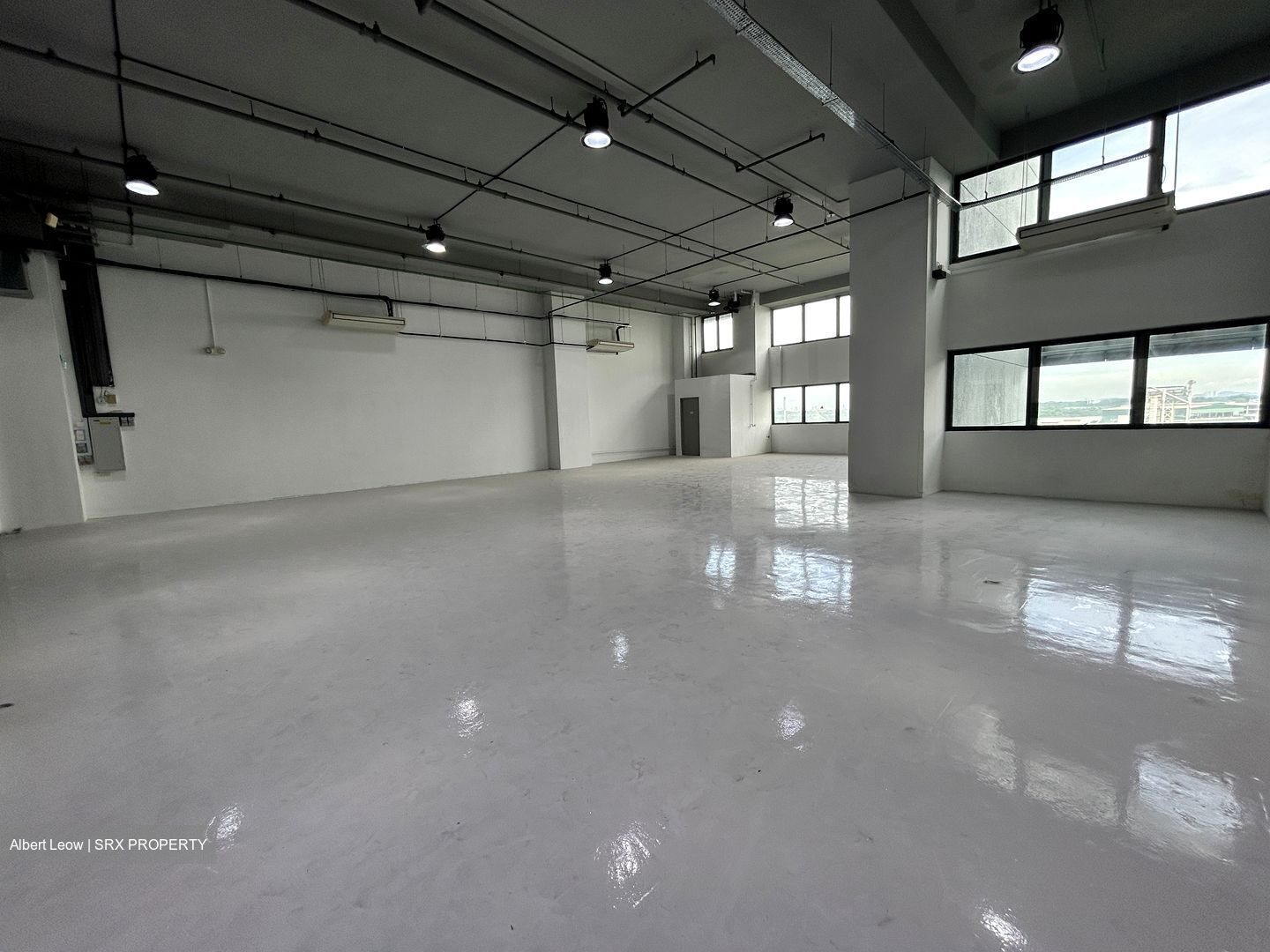 Carros Centre (D25), Warehouse #626482421